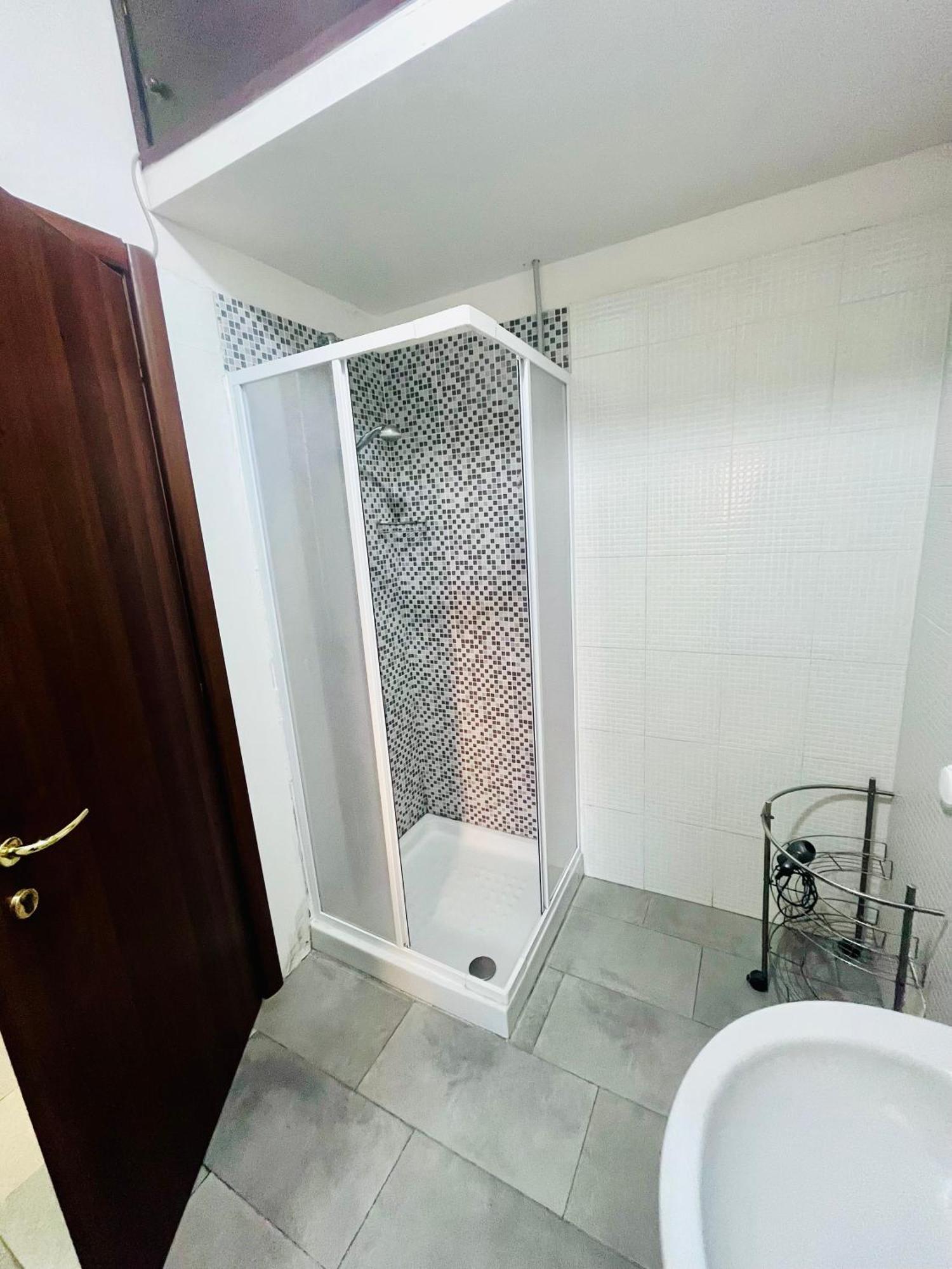 רומא Grandis Rooms מראה חיצוני תמונה