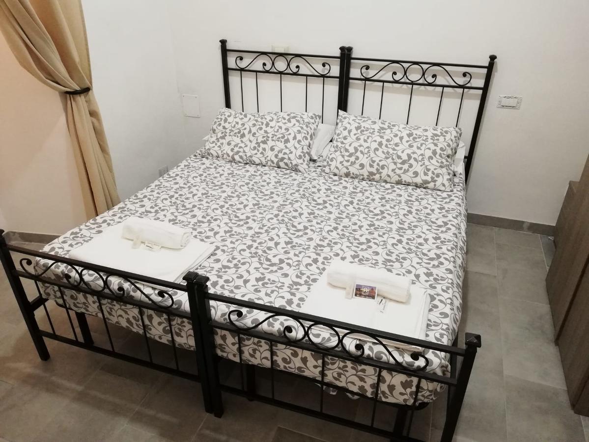 רומא Grandis Rooms מראה חיצוני תמונה