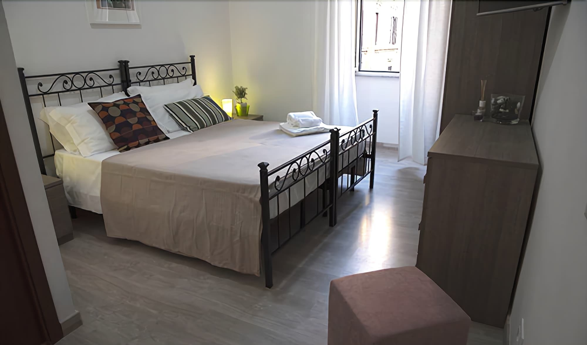 רומא Grandis Rooms מראה חיצוני תמונה